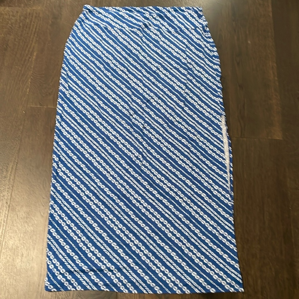 No Boundaries Skirt with Side Slit, NWOT